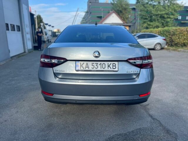 Сірий Шкода Суперб, об'ємом двигуна 1.8 л та пробігом 280 тис. км за 16600 $, фото 5 на Automoto.ua