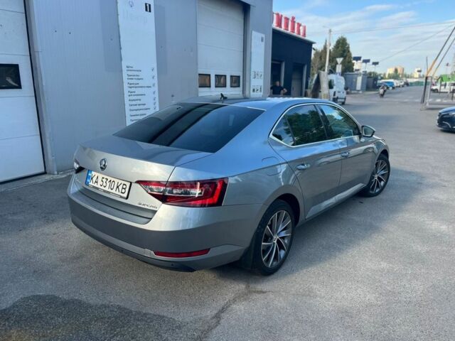 Сірий Шкода Суперб, об'ємом двигуна 1.8 л та пробігом 280 тис. км за 16600 $, фото 2 на Automoto.ua