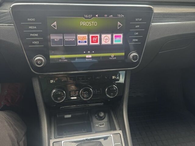 Сірий Шкода Суперб, об'ємом двигуна 2 л та пробігом 225 тис. км за 18200 $, фото 15 на Automoto.ua