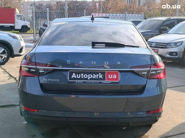 Серый Шкода Суперб, объемом двигателя 2 л и пробегом 139 тыс. км за 29990 $, фото 7 на Automoto.ua
