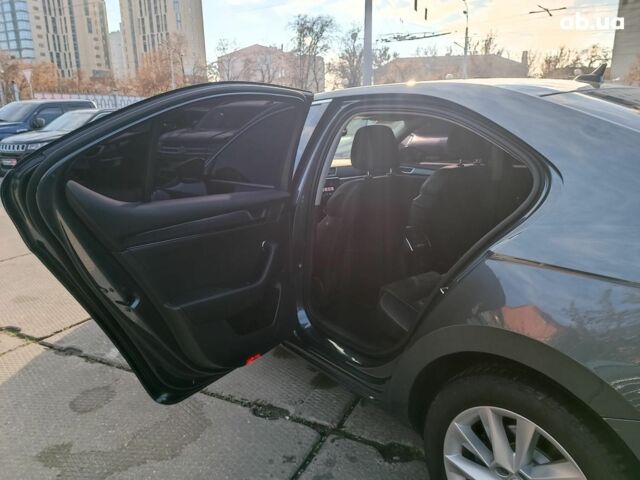 Серый Шкода Суперб, объемом двигателя 2 л и пробегом 139 тыс. км за 29990 $, фото 11 на Automoto.ua