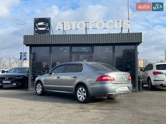 Серый Шкода Суперб, объемом двигателя 1.8 л и пробегом 162 тыс. км за 8790 $, фото 4 на Automoto.ua