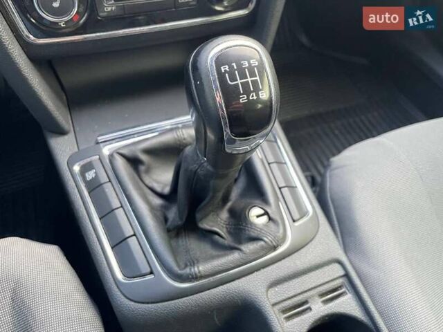 Серый Шкода Суперб, объемом двигателя 1.8 л и пробегом 162 тыс. км за 8790 $, фото 26 на Automoto.ua