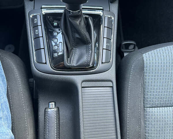 Серый Шкода Суперб, объемом двигателя 1.8 л и пробегом 211 тыс. км за 7800 $, фото 27 на Automoto.ua