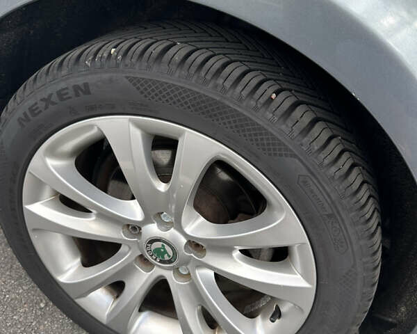 Серый Шкода Суперб, объемом двигателя 1.8 л и пробегом 211 тыс. км за 7800 $, фото 30 на Automoto.ua