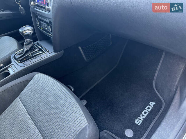 Серый Шкода Суперб, объемом двигателя 1.8 л и пробегом 211 тыс. км за 7800 $, фото 15 на Automoto.ua