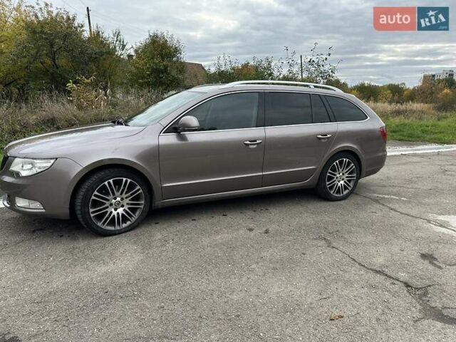 Серый Шкода Суперб, объемом двигателя 2 л и пробегом 280 тыс. км за 10800 $, фото 7 на Automoto.ua