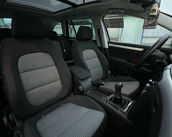 Серый Шкода Суперб, объемом двигателя 1.4 л и пробегом 239 тыс. км за 6900 $, фото 25 на Automoto.ua