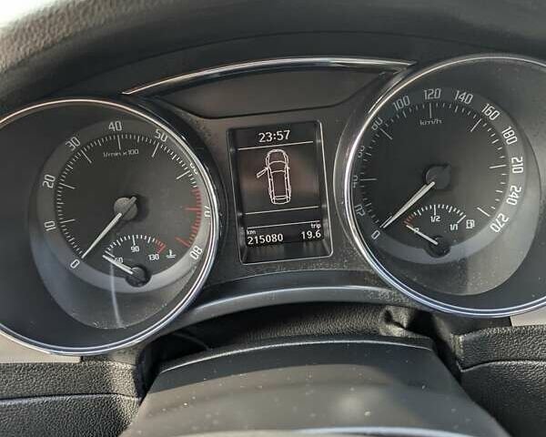 Сірий Шкода Суперб, об'ємом двигуна 1.8 л та пробігом 215 тис. км за 8800 $, фото 21 на Automoto.ua