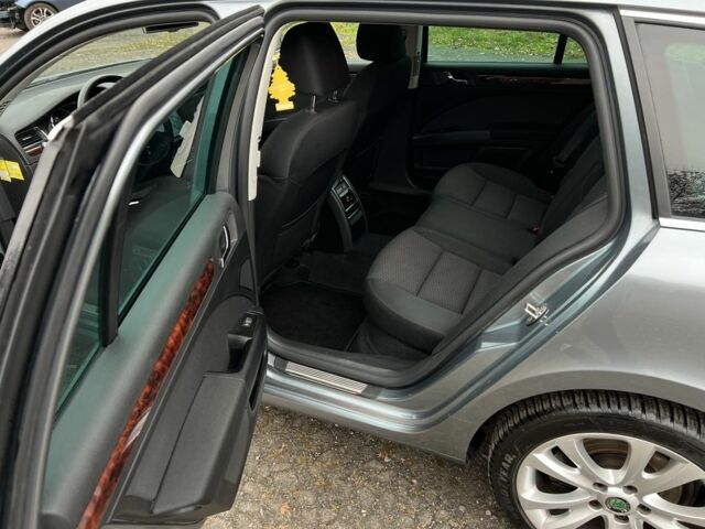 Серый Шкода Суперб, объемом двигателя 1.8 л и пробегом 228 тыс. км за 9200 $, фото 16 на Automoto.ua