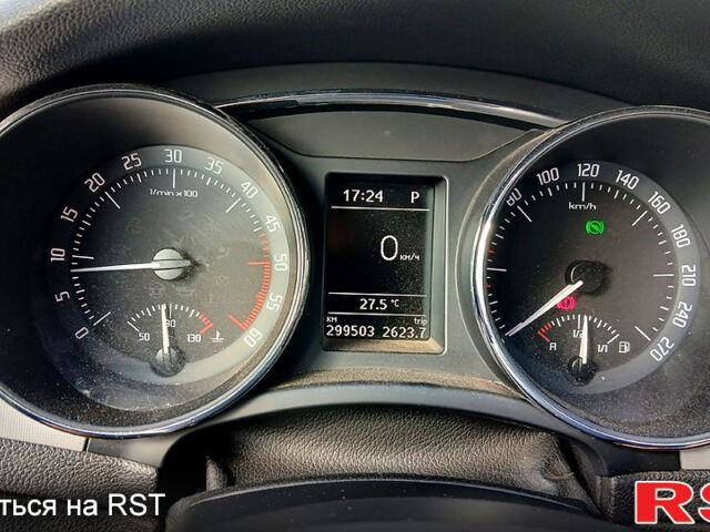 Серый Шкода Суперб, объемом двигателя 2 л и пробегом 299 тыс. км за 9000 $, фото 7 на Automoto.ua