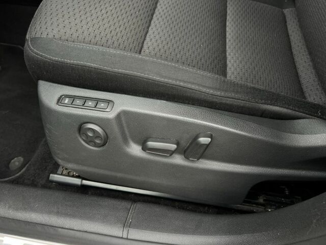 Серый Шкода Суперб, объемом двигателя 1.8 л и пробегом 228 тыс. км за 9200 $, фото 15 на Automoto.ua