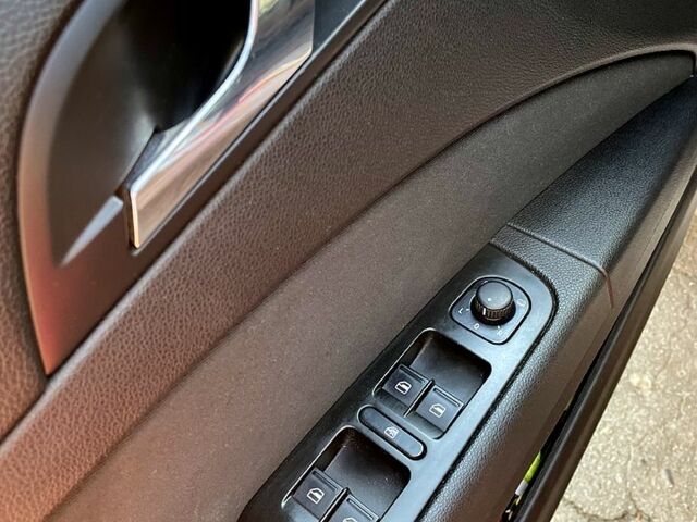 Сірий Шкода Суперб, об'ємом двигуна 2 л та пробігом 280 тис. км за 8700 $, фото 3 на Automoto.ua