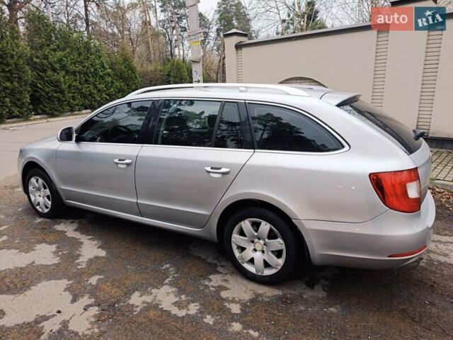 Серый Шкода Суперб, объемом двигателя 1.8 л и пробегом 207 тыс. км за 7200 $, фото 2 на Automoto.ua