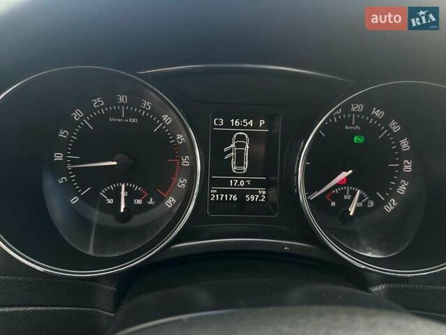 Сірий Шкода Суперб, об'ємом двигуна 1.97 л та пробігом 216 тис. км за 9700 $, фото 35 на Automoto.ua