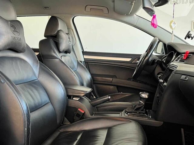 Сірий Шкода Суперб, об'ємом двигуна 2 л та пробігом 254 тис. км за 9700 $, фото 21 на Automoto.ua