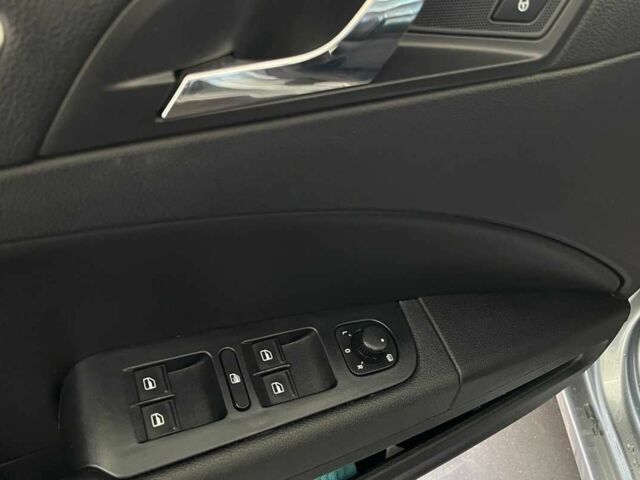 Сірий Шкода Суперб, об'ємом двигуна 2 л та пробігом 254 тис. км за 9700 $, фото 18 на Automoto.ua