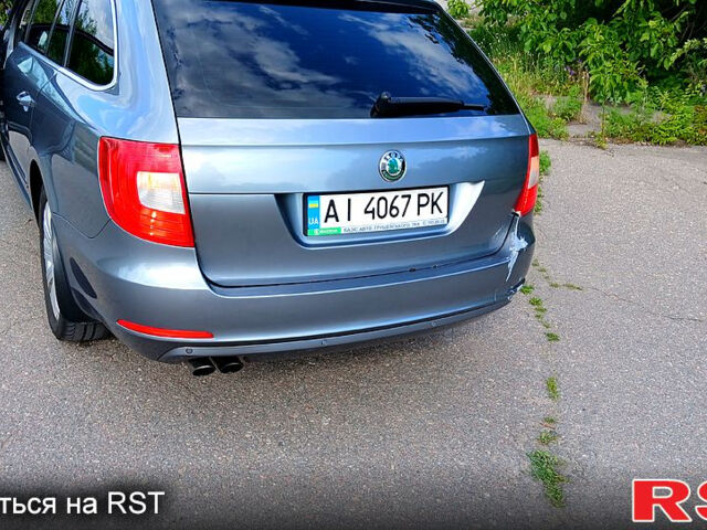 Серый Шкода Суперб, объемом двигателя 2 л и пробегом 299 тыс. км за 9000 $, фото 5 на Automoto.ua