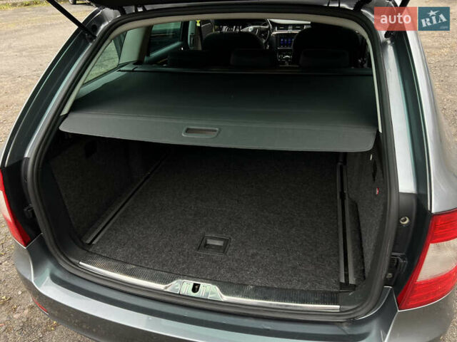 Серый Шкода Суперб, объемом двигателя 1.8 л и пробегом 225 тыс. км за 9200 $, фото 11 на Automoto.ua