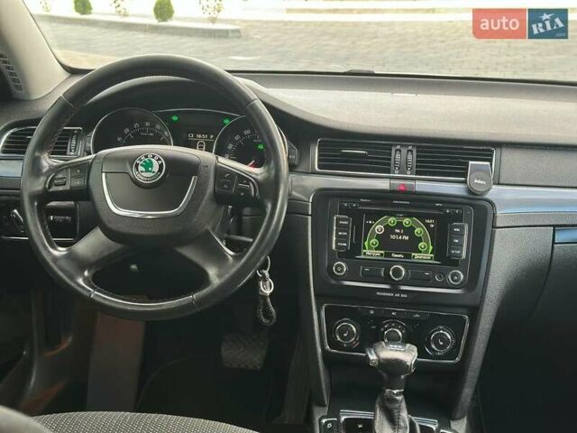Сірий Шкода Суперб, об'ємом двигуна 1.97 л та пробігом 216 тис. км за 9700 $, фото 46 на Automoto.ua