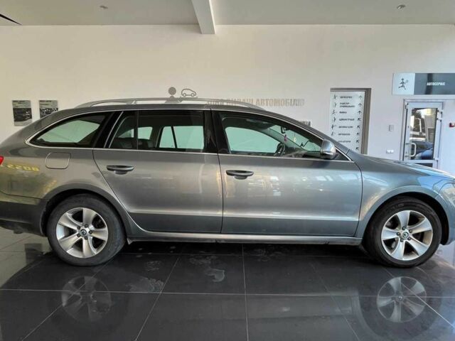 Сірий Шкода Суперб, об'ємом двигуна 2 л та пробігом 254 тис. км за 9700 $, фото 7 на Automoto.ua