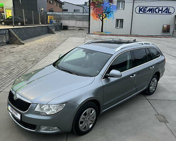 Серый Шкода Суперб, объемом двигателя 1.4 л и пробегом 239 тыс. км за 6900 $, фото 1 на Automoto.ua