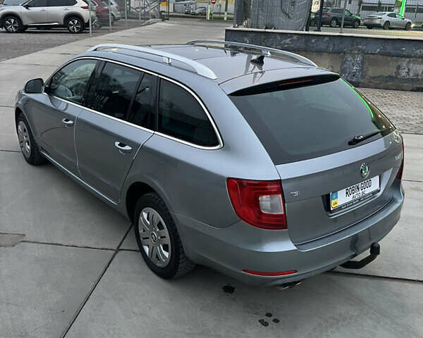 Серый Шкода Суперб, объемом двигателя 1.4 л и пробегом 239 тыс. км за 6900 $, фото 11 на Automoto.ua