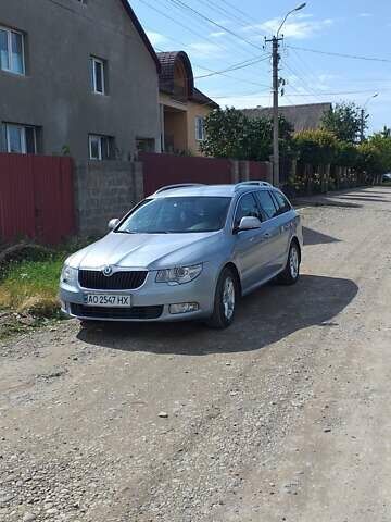 Сірий Шкода Суперб, об'ємом двигуна 1.97 л та пробігом 338 тис. км за 9200 $, фото 1 на Automoto.ua