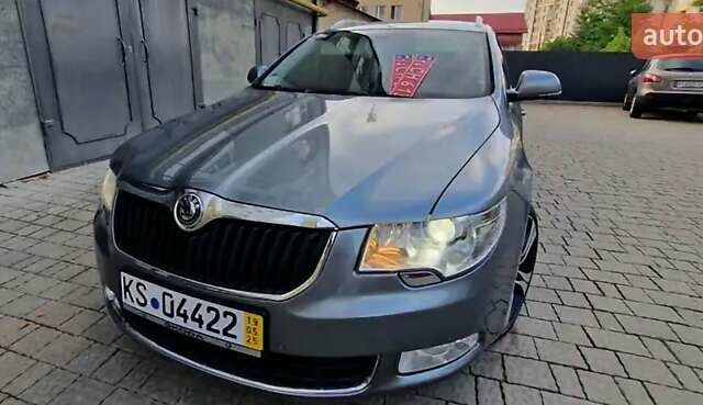 Серый Шкода Суперб, объемом двигателя 1.8 л и пробегом 225 тыс. км за 9300 $, фото 9 на Automoto.ua