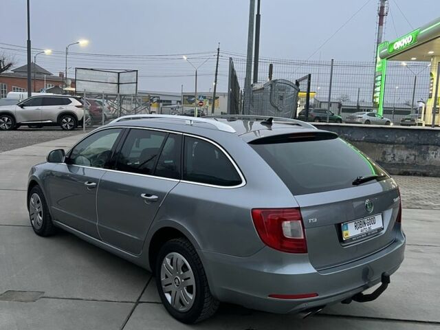 Серый Шкода Суперб, объемом двигателя 1.4 л и пробегом 239 тыс. км за 6900 $, фото 9 на Automoto.ua