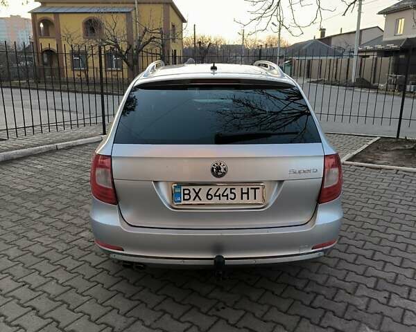 Сірий Шкода Суперб, об'ємом двигуна 2 л та пробігом 259 тис. км за 10499 $, фото 7 на Automoto.ua