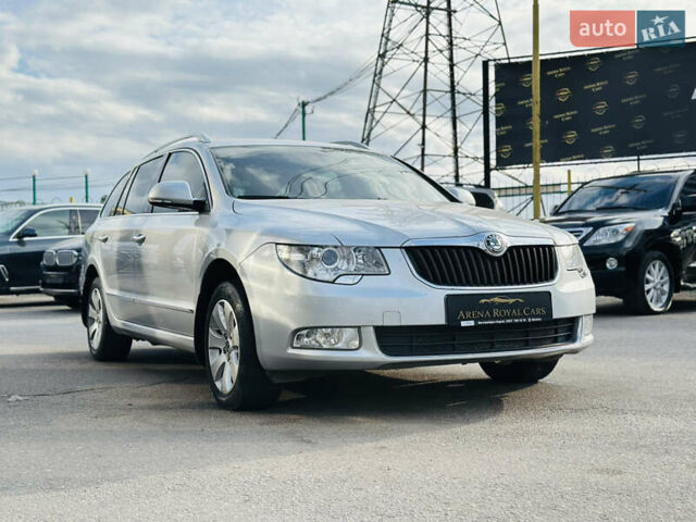 Сірий Шкода Суперб, об'ємом двигуна 1.8 л та пробігом 100 тис. км за 10999 $, фото 7 на Automoto.ua