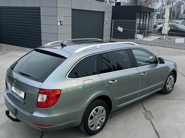 Серый Шкода Суперб, объемом двигателя 1.4 л и пробегом 239 тыс. км за 6900 $, фото 7 на Automoto.ua