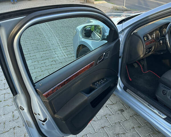 Сірий Шкода Суперб, об'ємом двигуна 2 л та пробігом 317 тис. км за 8700 $, фото 9 на Automoto.ua