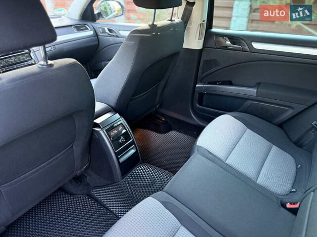 Серый Шкода Суперб, объемом двигателя 1.97 л и пробегом 270 тыс. км за 11700 $, фото 44 на Automoto.ua