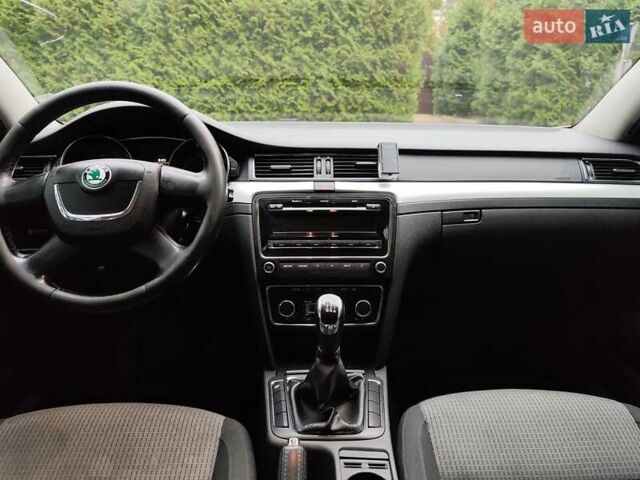 Серый Шкода Суперб, объемом двигателя 1.8 л и пробегом 207 тыс. км за 7200 $, фото 10 на Automoto.ua