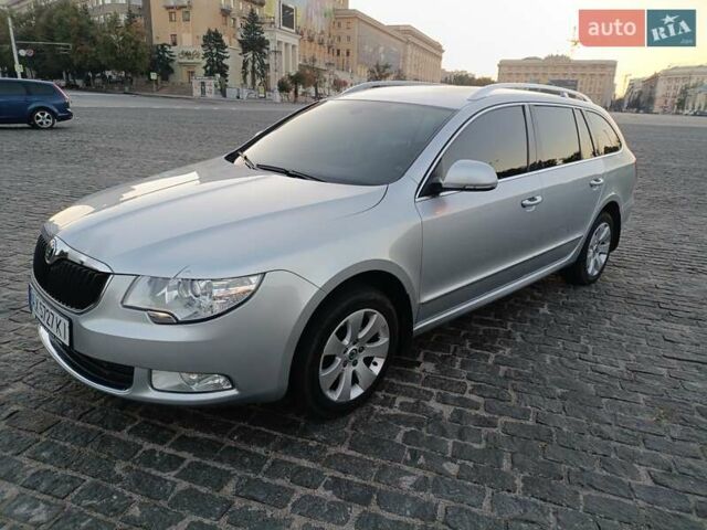 Серый Шкода Суперб, объемом двигателя 1.8 л и пробегом 100 тыс. км за 11500 $, фото 1 на Automoto.ua
