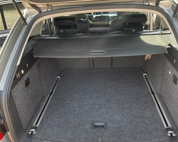 Сірий Шкода Суперб, об'ємом двигуна 1.97 л та пробігом 280 тис. км за 8700 $, фото 4 на Automoto.ua