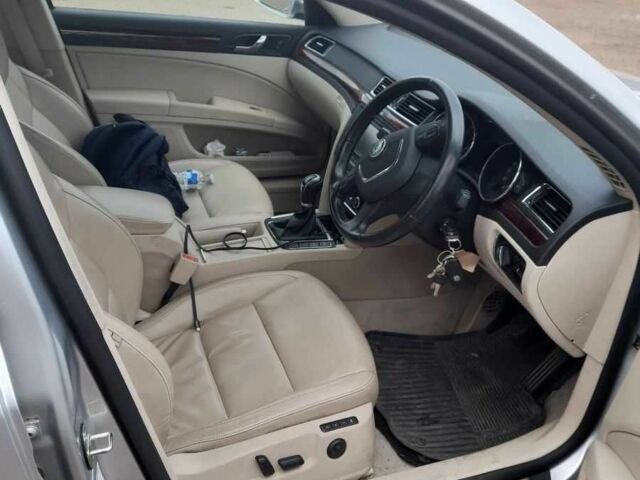 Серый Шкода Суперб, объемом двигателя 2 л и пробегом 145 тыс. км за 3267 $, фото 1 на Automoto.ua