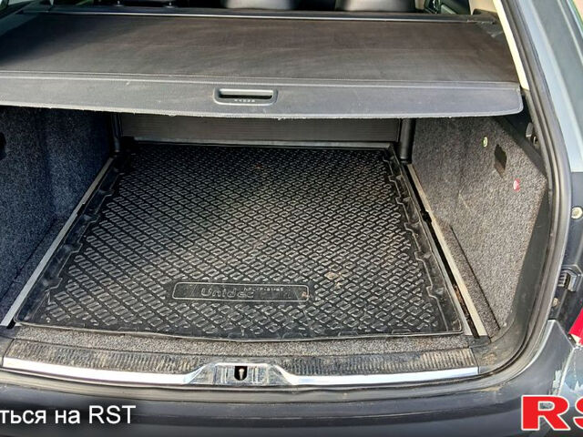 Серый Шкода Суперб, объемом двигателя 2 л и пробегом 299 тыс. км за 9000 $, фото 10 на Automoto.ua