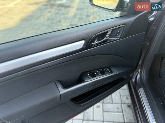 Серый Шкода Суперб, объемом двигателя 1.97 л и пробегом 270 тыс. км за 11700 $, фото 46 на Automoto.ua