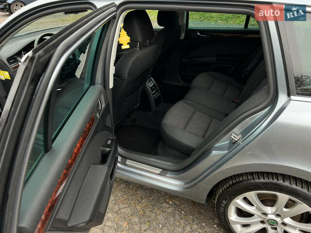 Серый Шкода Суперб, объемом двигателя 1.8 л и пробегом 225 тыс. км за 9200 $, фото 17 на Automoto.ua