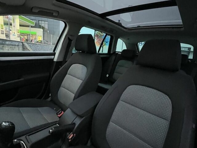 Серый Шкода Суперб, объемом двигателя 1.4 л и пробегом 239 тыс. км за 6900 $, фото 18 на Automoto.ua