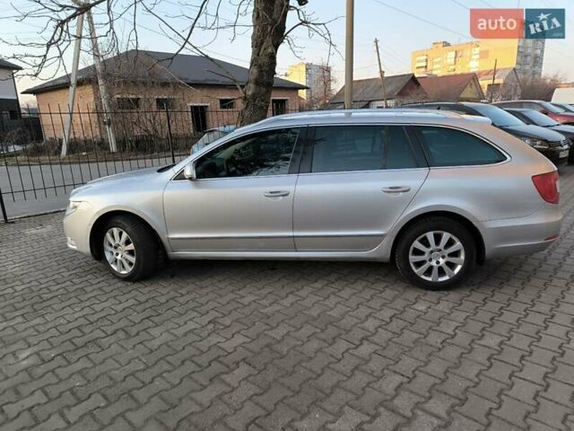 Сірий Шкода Суперб, об'ємом двигуна 2 л та пробігом 259 тис. км за 10499 $, фото 6 на Automoto.ua