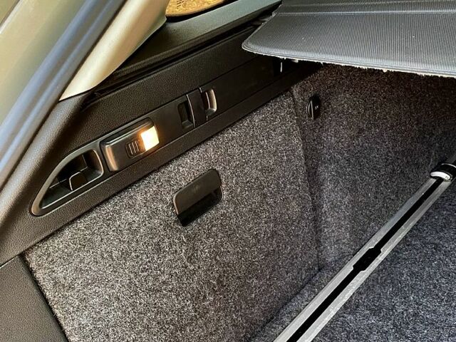 Сірий Шкода Суперб, об'ємом двигуна 2 л та пробігом 280 тис. км за 8700 $, фото 5 на Automoto.ua