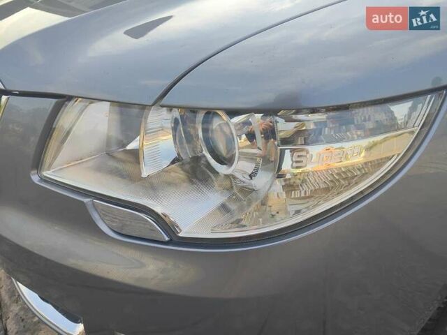 Серый Шкода Суперб, объемом двигателя 1.98 л и пробегом 195 тыс. км за 9700 $, фото 15 на Automoto.ua