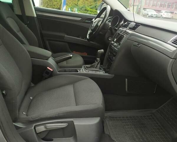 Сірий Шкода Суперб, об'ємом двигуна 1.6 л та пробігом 303 тис. км за 8299 $, фото 9 на Automoto.ua