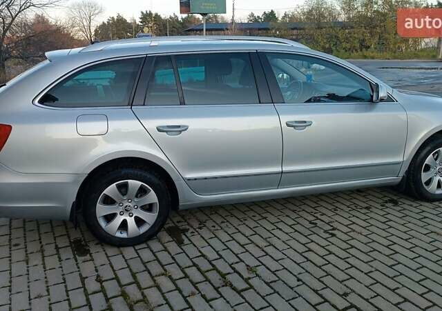 Серый Шкода Суперб, объемом двигателя 1.6 л и пробегом 328 тыс. км за 7950 $, фото 25 на Automoto.ua