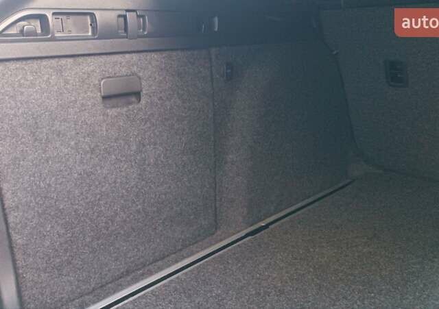 Серый Шкода Суперб, объемом двигателя 1.6 л и пробегом 328 тыс. км за 7950 $, фото 74 на Automoto.ua