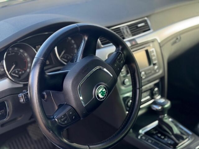 Серый Шкода Суперб, объемом двигателя 2 л и пробегом 241 тыс. км за 8200 $, фото 9 на Automoto.ua